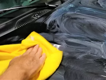 The Benefits of Waxing Your Car